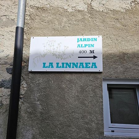 Bourg-Saint-Pierre : Le Cachet D'Antan Apartment Exterior photo