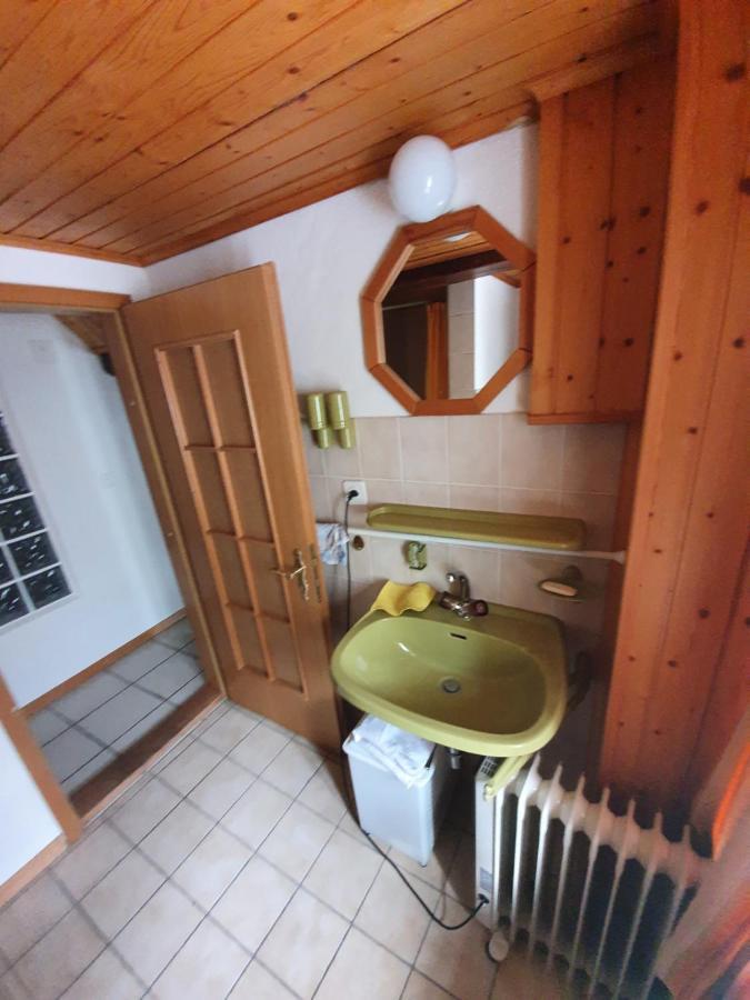 Bourg-Saint-Pierre : Le Cachet D'Antan Apartment Exterior photo